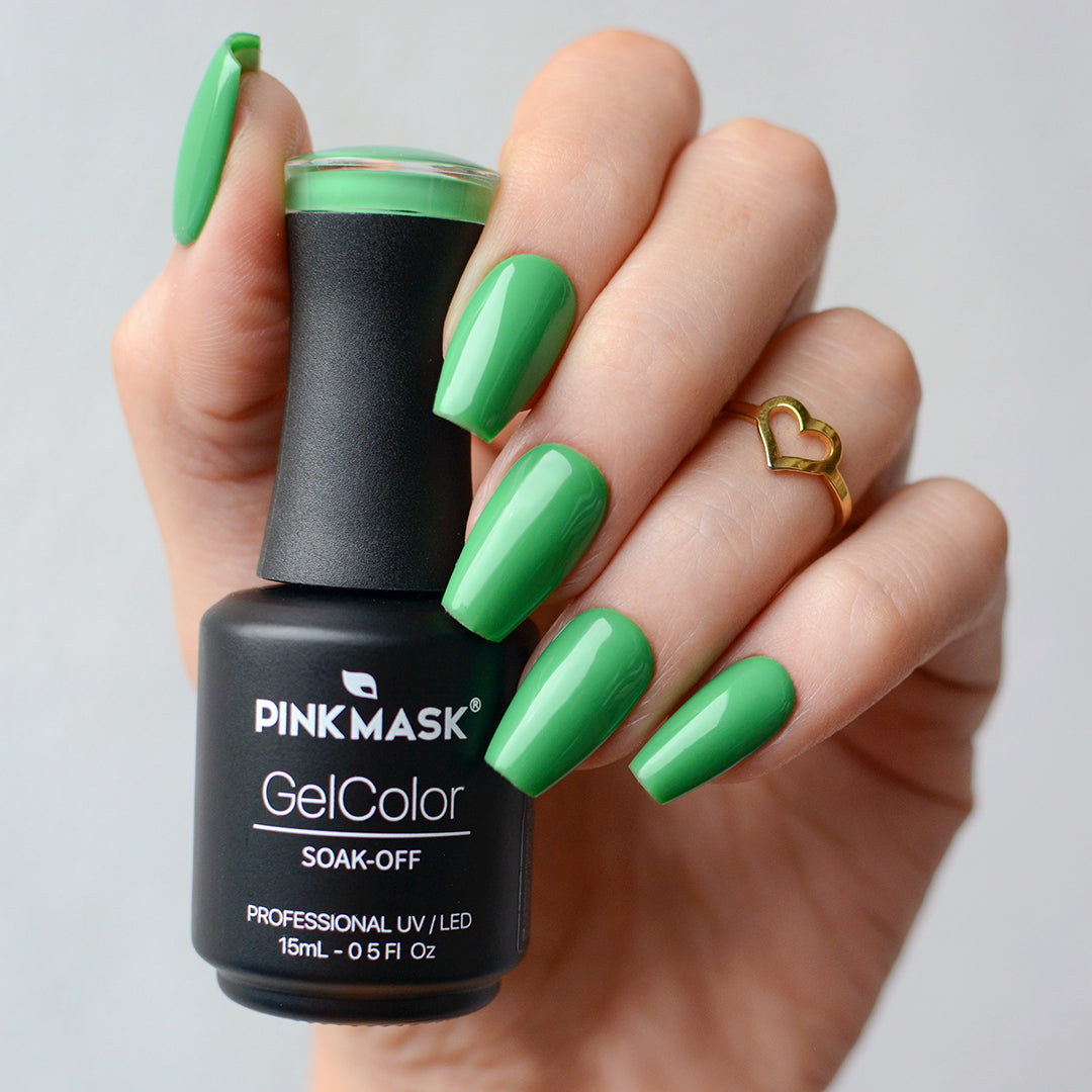Gel de color Budget Beauty de Mi tienda, en envase con tono vibrante y brillo, ideal para uñas creativas y duraderas.