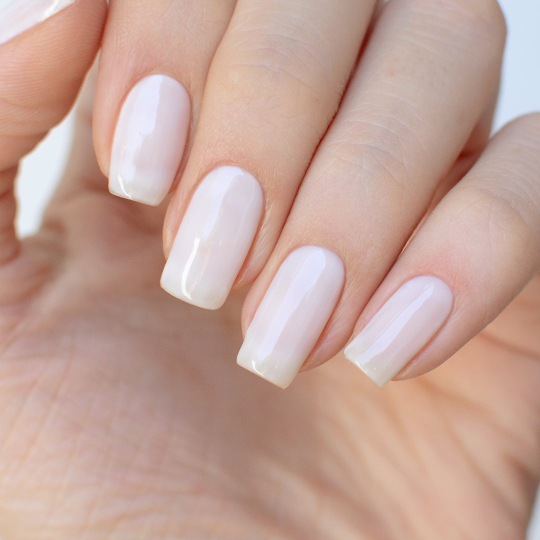 Gel de color rosa Pinky Way de Mi Tienda, esmalte para uñas en frasco con tono rosa brillante y acabado brillante.