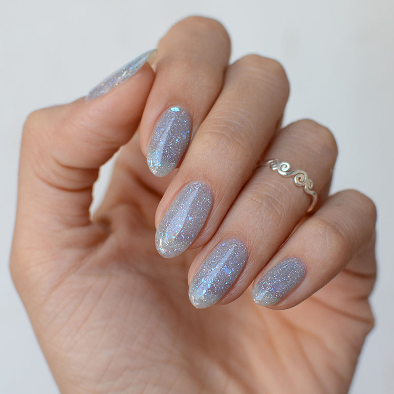 Gel de color base Blueberry de Pink Mask, esmalte reflectante tipo jelly en tono azul para uñas.