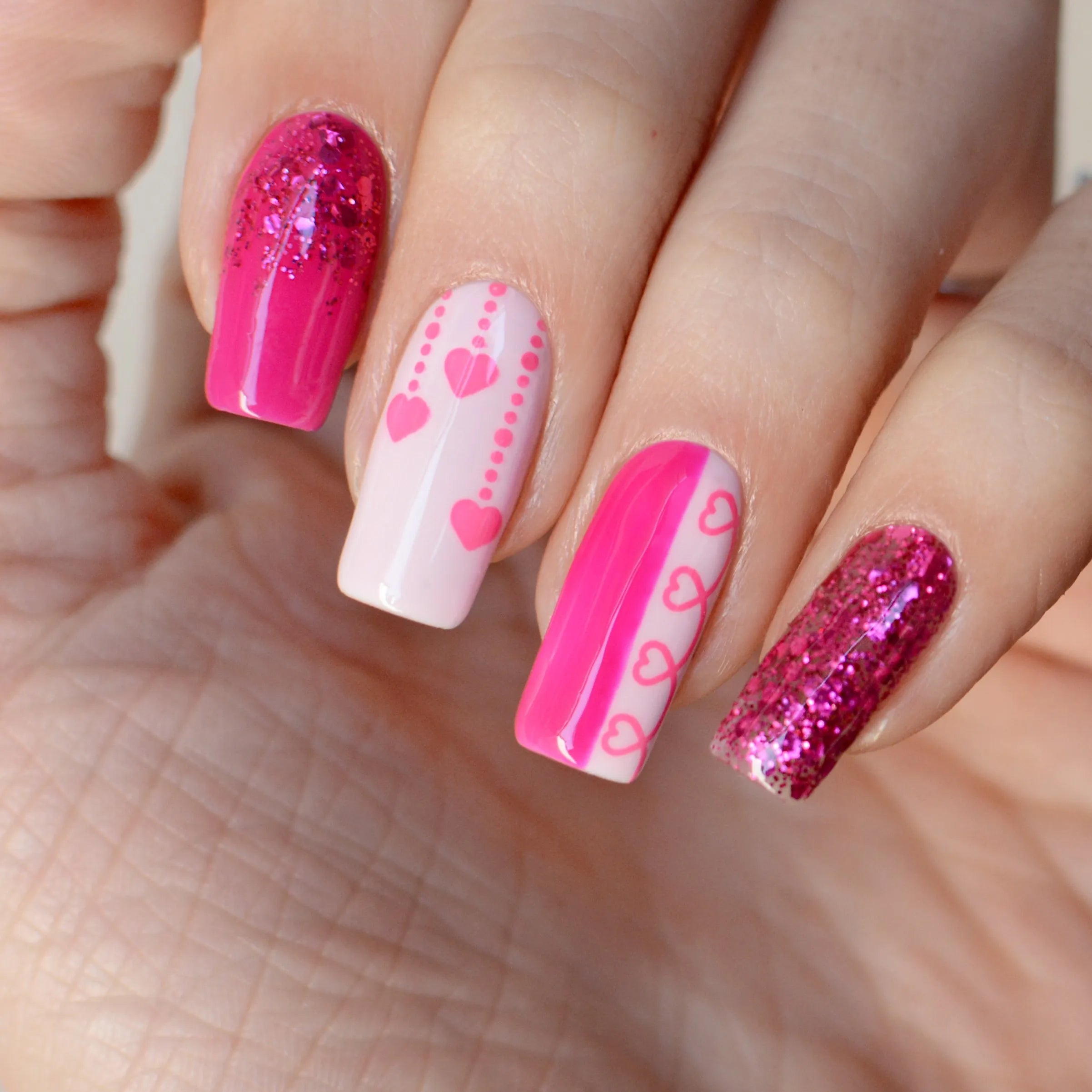 Placa de Stamping All You Need Is Love #18