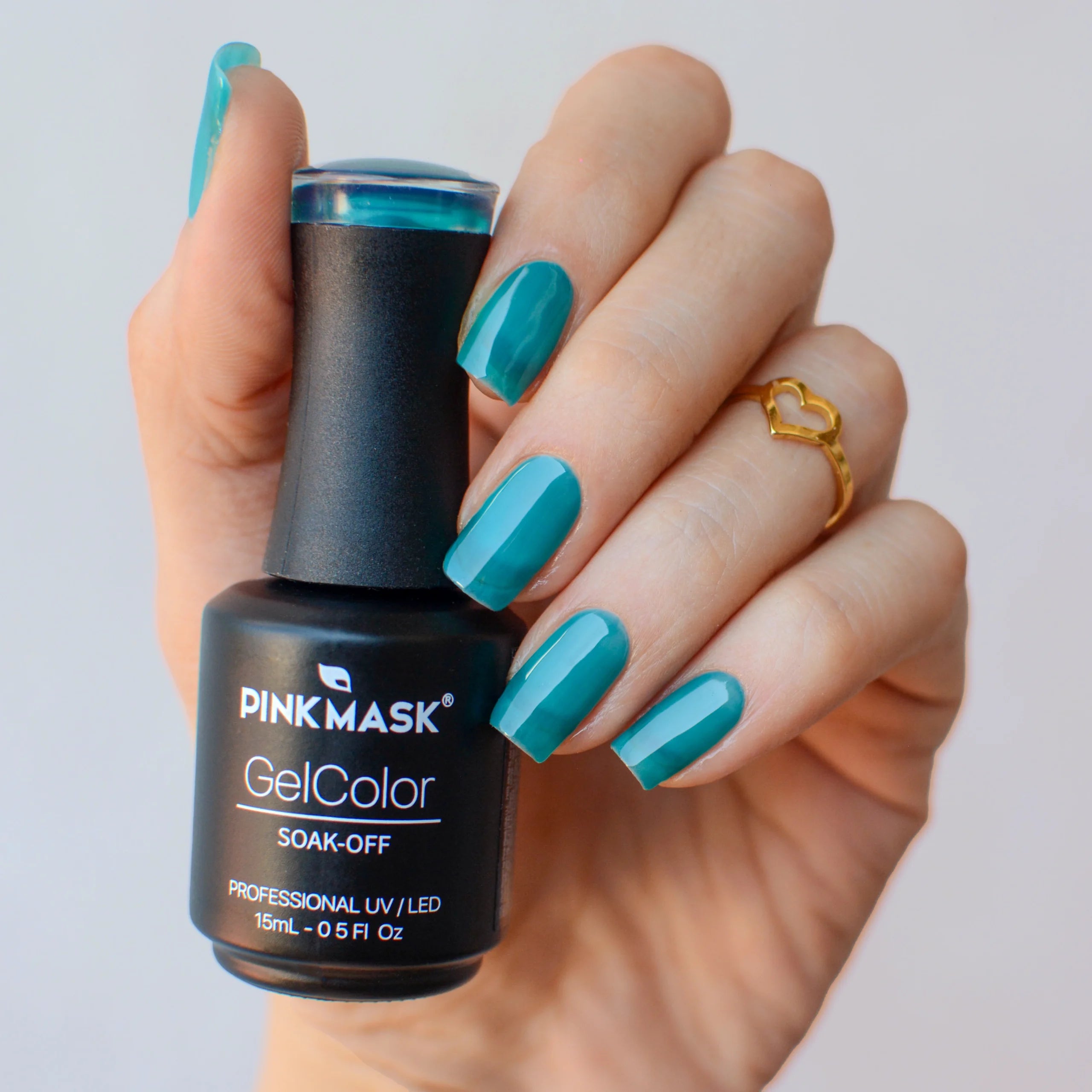 Gel de color Ashley de Mi Tienda, frasco de gel esmalte en tono vibrante para uñas, con tapa negra y etiqueta.